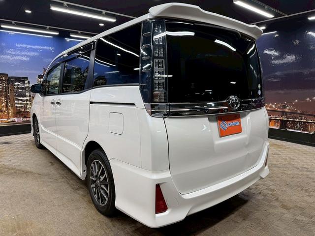 ヴォクシー ＺＳ　煌　（禁煙車）（両側パワースライド）（純正ＳＤナビ）（バックカメラ）（ビルトインＥＴＣ）（ＬＥＤヘッド）（スマートキー＆プッシュスタート）（Ｂｌｕｅｔｏｏｔｈ対応）（ウォークスルー）（純正１６インチＡＷ）（23枚目）