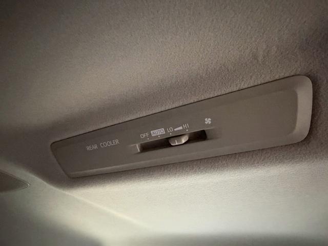 ヴォクシー ＺＳ　煌　（禁煙車）（両側パワースライド）（純正ＳＤナビ）（バックカメラ）（ビルトインＥＴＣ）（ＬＥＤヘッド）（スマートキー＆プッシュスタート）（Ｂｌｕｅｔｏｏｔｈ対応）（ウォークスルー）（純正１６インチＡＷ）（36枚目）