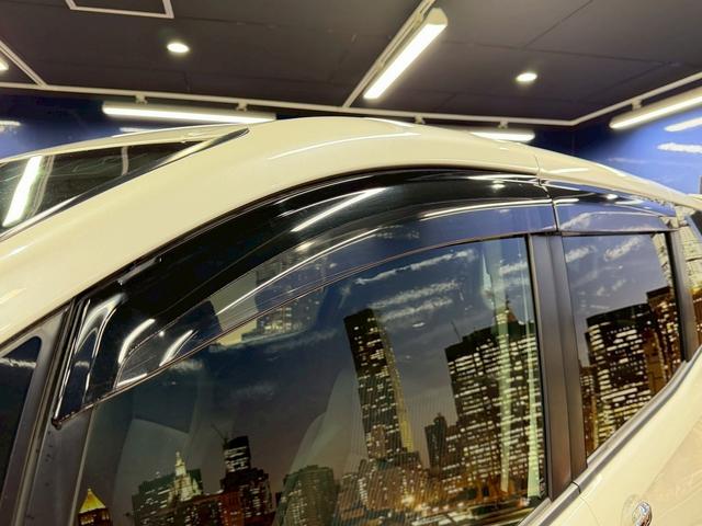 ヴォクシー ＺＳ　煌　（禁煙車）（両側パワースライド）（純正ＳＤナビ）（バックカメラ）（ビルトインＥＴＣ）（ＬＥＤヘッド）（スマートキー＆プッシュスタート）（Ｂｌｕｅｔｏｏｔｈ対応）（ウォークスルー）（純正１６インチＡＷ）（47枚目）