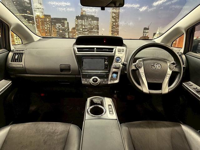 プリウスアルファ Ｇ　（禁煙車）（後期型）（純正ＳＤナビ）（クルーズコントロール）（黒ハーフレザー）（パワーシート）（バックカメラ）（ビルトインＥＴＣ）（フルセグＴＶ）（ＬＥＤヘッドライト）（純正１６インチＡＷ）（5枚目）