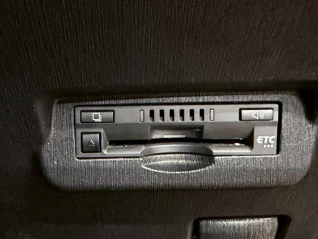 プリウスアルファ Ｇ　（禁煙車）（後期型）（純正ＳＤナビ）（クルーズコントロール）（黒ハーフレザー）（パワーシート）（バックカメラ）（ビルトインＥＴＣ）（フルセグＴＶ）（ＬＥＤヘッドライト）（純正１６インチＡＷ）（10枚目）