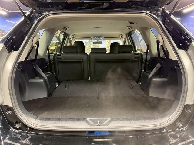 プリウスアルファ Ｇ　（禁煙車）（後期型）（純正ＳＤナビ）（クルーズコントロール）（黒ハーフレザー）（パワーシート）（バックカメラ）（ビルトインＥＴＣ）（フルセグＴＶ）（ＬＥＤヘッドライト）（純正１６インチＡＷ）（15枚目）