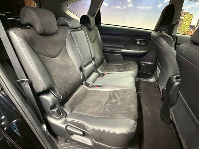 プリウスアルファ Ｇ　（禁煙車）（後期型）（純正ＳＤナビ）（クルーズコントロール）（黒ハーフレザー）（パワーシート）（バックカメラ）（ビルトインＥＴＣ）（フルセグＴＶ）（ＬＥＤヘッドライト）（純正１６インチＡＷ）（17枚目）