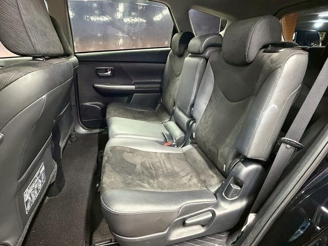 プリウスアルファ Ｇ　（禁煙車）（後期型）（純正ＳＤナビ）（クルーズコントロール）（黒ハーフレザー）（パワーシート）（バックカメラ）（ビルトインＥＴＣ）（フルセグＴＶ）（ＬＥＤヘッドライト）（純正１６インチＡＷ）（35枚目）