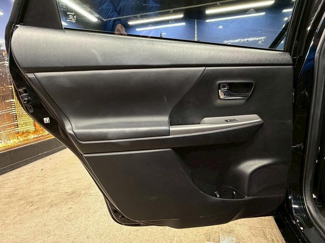 プリウスアルファ Ｇ　（禁煙車）（後期型）（純正ＳＤナビ）（クルーズコントロール）（黒ハーフレザー）（パワーシート）（バックカメラ）（ビルトインＥＴＣ）（フルセグＴＶ）（ＬＥＤヘッドライト）（純正１６インチＡＷ）（40枚目）