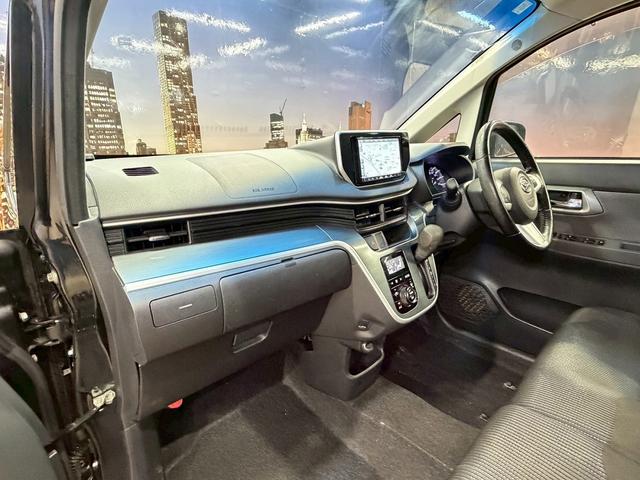 ムーヴ カスタム　ＲＳ　（禁煙車）（ワンオーナー）（後期型）（ＳＤナビ）（Ｂｌｕｅｔｏｏｔｈ接続）（フルセグＴＶ）（オートライト）（ＨＩＤヘッドライト）（ＣＤ＆ＤＶＤ再生）（37枚目）