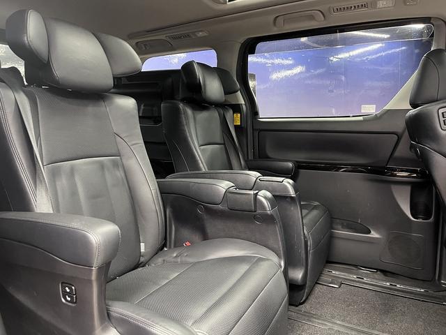 ヴェルファイア ２．４Ｚ　Ｇエディション　（禁煙車）（後期型）（サンルーフ）（黒革シート）（両側パワースライド）（純正ＳＤナビ）（クルコン）（コーナーセンサー）（シートヒーター）（シートメモリー）（電動リアゲート）（純正１８インチＡＷ）（14枚目）