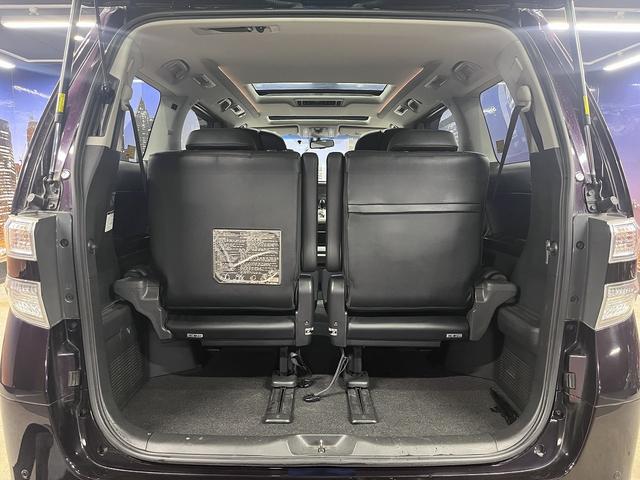 ヴェルファイア ２．４Ｚ　Ｇエディション　（禁煙車）（後期型）（サンルーフ）（黒革シート）（両側パワースライド）（純正ＳＤナビ）（クルコン）（コーナーセンサー）（シートヒーター）（シートメモリー）（電動リアゲート）（純正１８インチＡＷ）（29枚目）