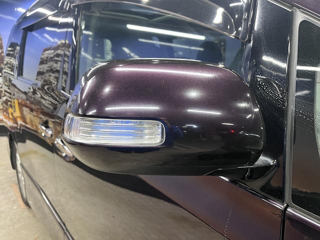 ヴェルファイア ２．４Ｚ　Ｇエディション　（禁煙車）（後期型）（サンルーフ）（黒革シート）（両側パワースライド）（純正ＳＤナビ）（クルコン）（コーナーセンサー）（シートヒーター）（シートメモリー）（電動リアゲート）（純正１８インチＡＷ）（32枚目）