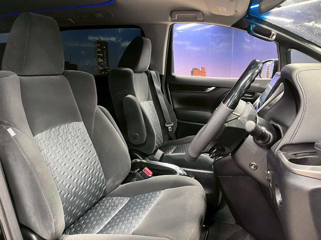 アルファード ２．５Ｓ　Ａパッケージ　（禁煙車）（両側パワースライドドア）（アルパインナビ）（アルパインフリップダウンモニター）（クルーズコントロール）（クリアランスソナー）（ビルトインＥＴＣ）（バックカメラ）（純正１８インチＡＷ）（19枚目）