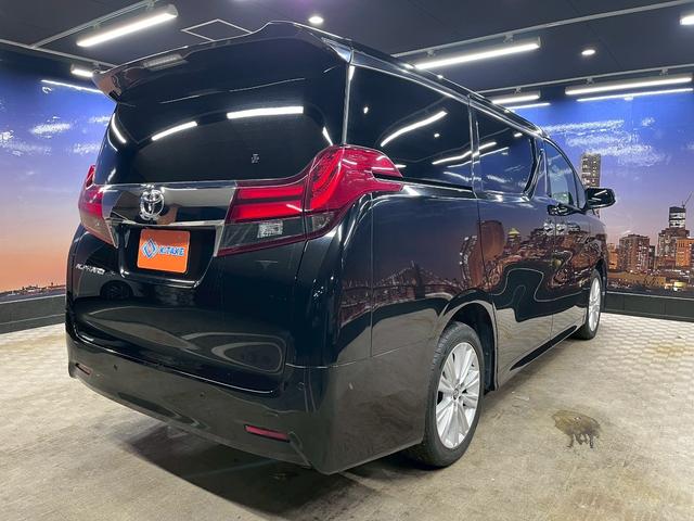 アルファード ２．５Ｓ　Ａパッケージ　（禁煙車）（両側パワースライドドア）（アルパインナビ）（アルパインフリップダウンモニター）（クルーズコントロール）（クリアランスソナー）（ビルトインＥＴＣ）（バックカメラ）（純正１８インチＡＷ）（24枚目）
