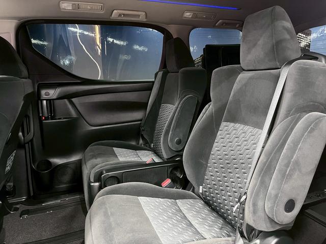 アルファード ２．５Ｓ　Ａパッケージ　（禁煙車）（両側パワースライドドア）（アルパインナビ）（アルパインフリップダウンモニター）（クルーズコントロール）（クリアランスソナー）（ビルトインＥＴＣ）（バックカメラ）（純正１８インチＡＷ）（52枚目）