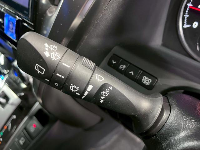 アルファード ２．５Ｓ　Ａパッケージ　（禁煙車）（両側パワースライドドア）（アルパインナビ）（アルパインフリップダウンモニター）（クルーズコントロール）（クリアランスソナー）（ビルトインＥＴＣ）（バックカメラ）（純正１８インチＡＷ）（61枚目）