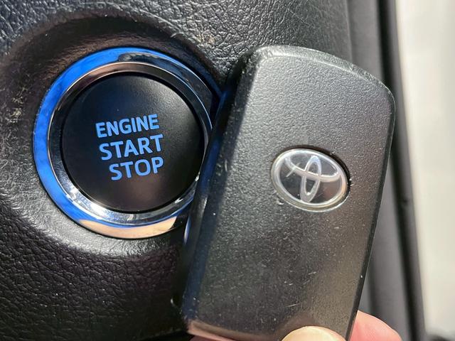 �y�X�}�[�g�L�[���v�b�V���X�^�[�g�z�h�A�n���h�����y�����邾���Ńh�A���b�N�������ł��A�{���̓h�A�n���h���̃��b�N�X�C�b�`�����������Ńu���[�L�𓥂݂Ȃ���G���W���X�C�b�`�����������ŁA�G���W�����n���I