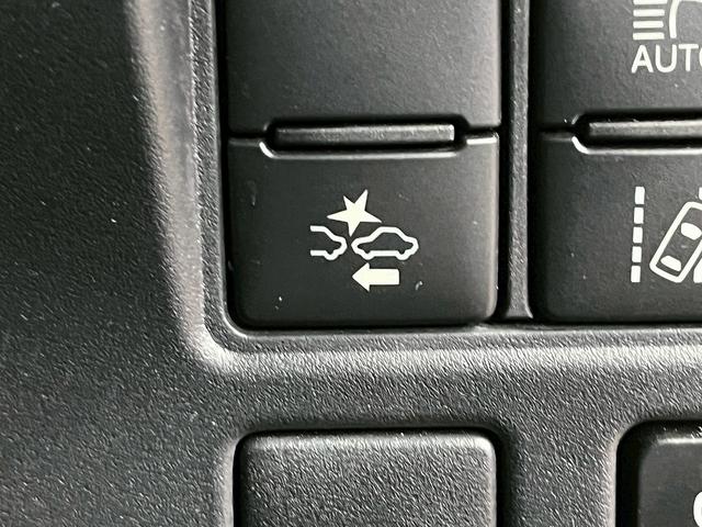 �y�v���N���b�V���Z�[�t�e�B�z�O���Z���T�[�ŏՓ˂̉\���������ƃV�X�e�������f����Ǝ����I�Ƀu���[�L���쓮�����邱�ƂŏՓˌy�����͂���܂��B