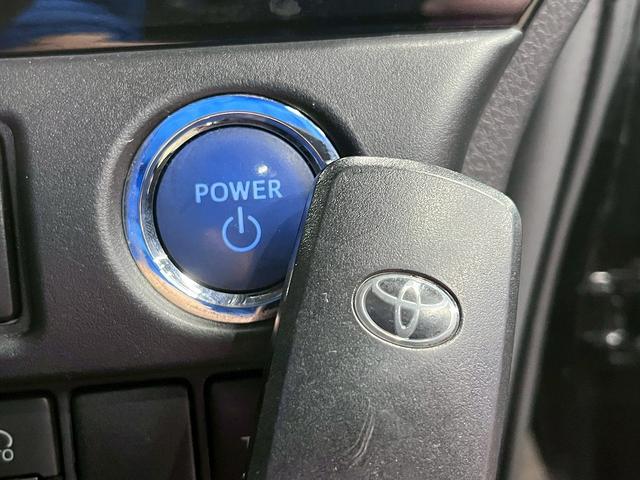 �y�X�}�[�g�L�[���v�b�V���X�^�[�g�z�h�A�n���h�����y�����邾���Ńh�A���b�N�������ł��A�{���̓h�A�n���h���̃��b�N�X�C�b�`�����������Ńu���[�L�𓥂݂Ȃ���G���W���X�C�b�`�����������ŁA�G���W�����n���I