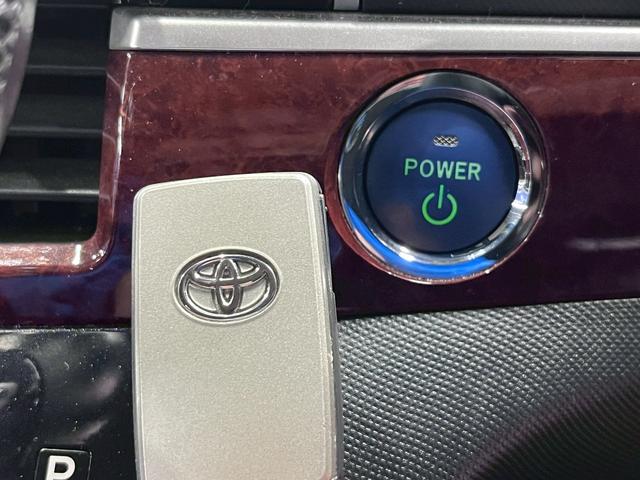 �y�X�}�[�g�L�[���v�b�V���X�^�[�g�z�h�A�n���h�����y�����邾���Ńh�A���b�N�������ł��A�{���̓h�A�n���h���̃��b�N�X�C�b�`�����������Ńu���[�L�𓥂݂Ȃ���G���W���X�C�b�`�����������ŁA�G���W�����n���I