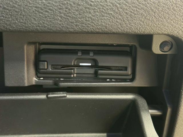 セレナ ハイウェイスターＶ　（禁煙車）（後期型）（両側パワースライド）（純正ＳＤナビ）（全周囲カメラ）（クルーズコントロール）（コーナーセンサー）（ビルトインＥＴＣ）（ＬＥＤヘッド）（アイドリングストップ）（純正１６インチＡＷ）（12枚目）