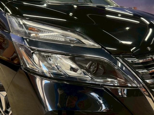 セレナ ハイウェイスターＶ　（禁煙車）（後期型）（両側パワースライド）（純正ＳＤナビ）（全周囲カメラ）（クルーズコントロール）（コーナーセンサー）（ビルトインＥＴＣ）（ＬＥＤヘッド）（アイドリングストップ）（純正１６インチＡＷ）（14枚目）