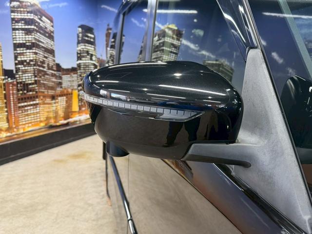 セレナ ハイウェイスターＶ　（禁煙車）（後期型）（両側パワースライド）（純正ＳＤナビ）（全周囲カメラ）（クルーズコントロール）（コーナーセンサー）（ビルトインＥＴＣ）（ＬＥＤヘッド）（アイドリングストップ）（純正１６インチＡＷ）（15枚目）