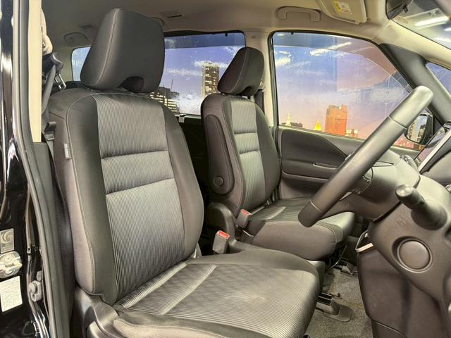 セレナ ハイウェイスターＶ　（禁煙車）（後期型）（両側パワースライド）（純正ＳＤナビ）（全周囲カメラ）（クルーズコントロール）（コーナーセンサー）（ビルトインＥＴＣ）（ＬＥＤヘッド）（アイドリングストップ）（純正１６インチＡＷ）（19枚目）