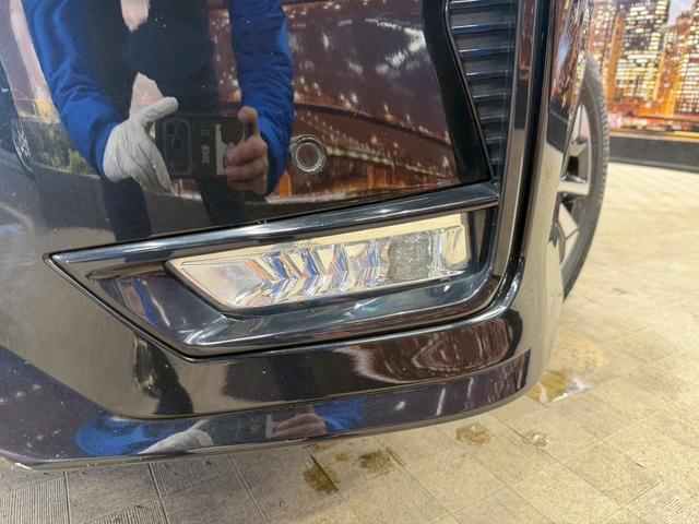 セレナ ハイウェイスターＶ　（禁煙車）（後期型）（両側パワースライド）（純正ＳＤナビ）（全周囲カメラ）（クルーズコントロール）（コーナーセンサー）（ビルトインＥＴＣ）（ＬＥＤヘッド）（アイドリングストップ）（純正１６インチＡＷ）（37枚目）