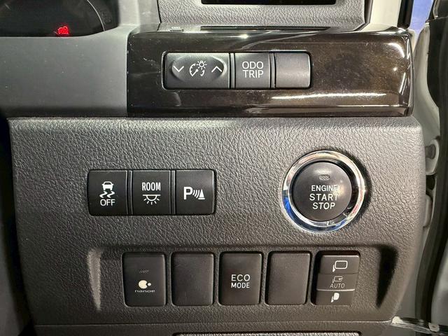 ヴェルファイア ２．４Ｚ　ゴールデンアイズＩＩ　（禁煙車）（後期型）（７人乗り）（両側パワースライド）（純正ＳＤナビ）（バックカメラ）（電動リアゲート）（黒ハーフレザー）（クリアランスソナー）（フリップダウン）（ＥＴＣ）（純正１８インチＡＷ）（40枚目）