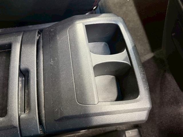 ヴェルファイア ２．４Ｚ　ゴールデンアイズＩＩ　（禁煙車）（後期型）（７人乗り）（両側パワースライド）（純正ＳＤナビ）（バックカメラ）（電動リアゲート）（黒ハーフレザー）（クリアランスソナー）（フリップダウン）（ＥＴＣ）（純正１８インチＡＷ）（60枚目）