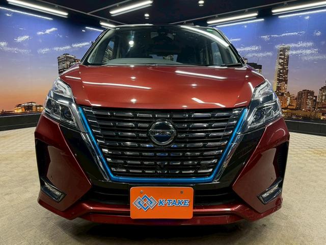 セレナ ｅ－パワー　ハイウェイスターＶ　セーフティパックＡ　（禁煙車）（後期型）（８人乗り）（プロパイロット）（両側パワースライド）（純正ＳＤナビ）（アラウンドビュー）（レーダークルーズ）（コーナーセンサー）（スマートキー）（ＥＴＣ）（純正１５インチＡＷ）（20枚目）