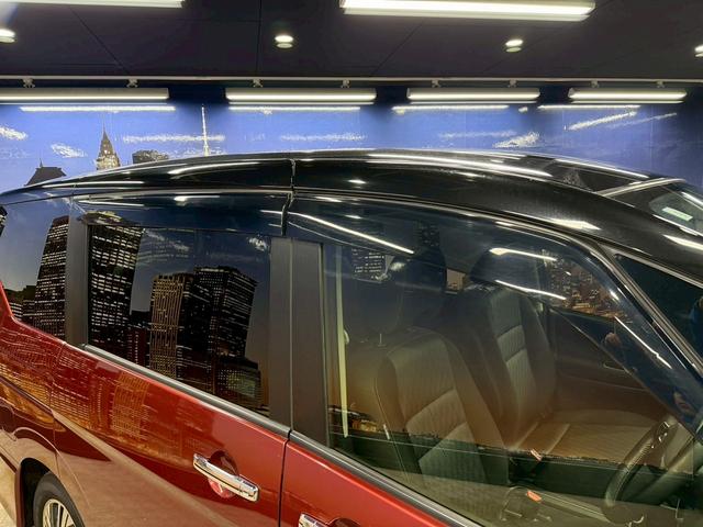 セレナ ｅ－パワー　ハイウェイスターＶ　セーフティパックＡ　（禁煙車）（後期型）（８人乗り）（プロパイロット）（両側パワースライド）（純正ＳＤナビ）（アラウンドビュー）（レーダークルーズ）（コーナーセンサー）（スマートキー）（ＥＴＣ）（純正１５インチＡＷ）（34枚目）