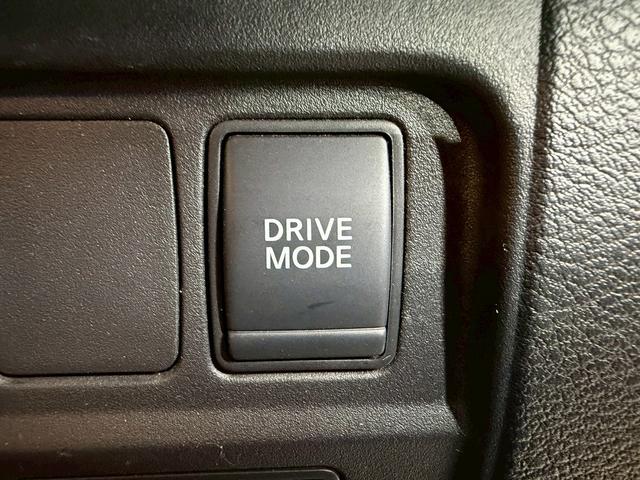 セレナ ｅ－パワー　ハイウェイスターＶ　セーフティパックＡ　（禁煙車）（後期型）（８人乗り）（プロパイロット）（両側パワースライド）（純正ＳＤナビ）（アラウンドビュー）（レーダークルーズ）（コーナーセンサー）（スマートキー）（ＥＴＣ）（純正１５インチＡＷ）（42枚目）