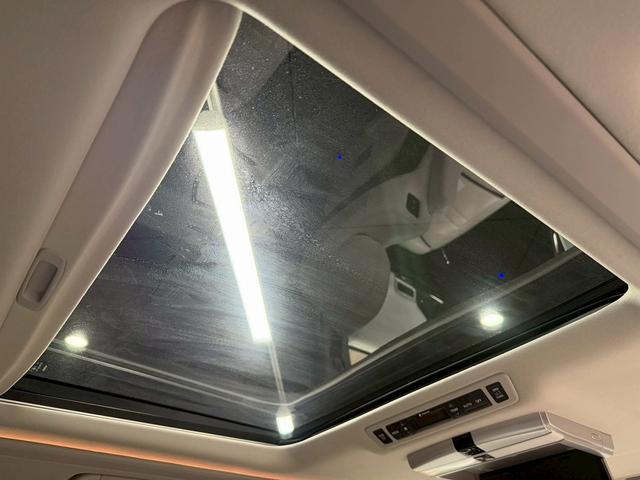 ヴェルファイア ２．４Ｚ　Ｇエディション　（禁煙車）（後期型）（７人乗り）（サンルーフ）（両側パワースライド）（アルパインナビ）（バックカメラ）（クルコン）（コーナーセンサー）（パワーシート）（ＥＴＣ）（フリップダウン）（社外２０インチＡＷ）（6枚目）