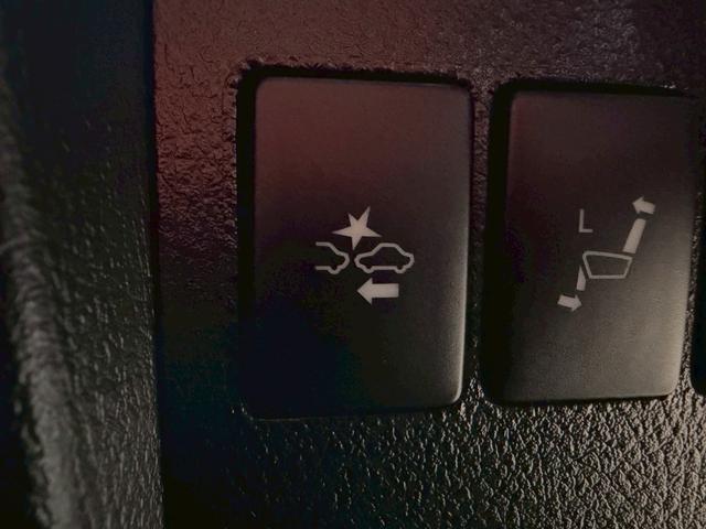 ヴェルファイア ３．５エグゼクティブラウンジ　トヨタセーフティ（禁煙車）（黒本革）（両側電動スライドドア）（ＪＢＬサウンド）（純正ナビ）（フリップダウンモニター）（全方位カメラ）（パワーシート）（シートヒーター）（シートクーラー）（純正１７ＡＷ）（55枚目）