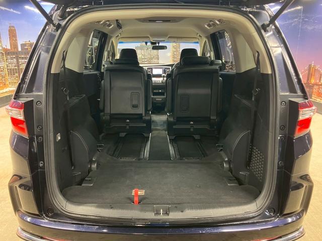 オデッセイ アブソルート・ＥＸ　（禁煙車）（両側パワースライドドア）（純正ナビ）（バックカメラ）（クルーズコントロール）（パワーシート）（キャプテンシート）（オットマン）（アイドリングストップ）（純正１８インチＡＷ）（19枚目）