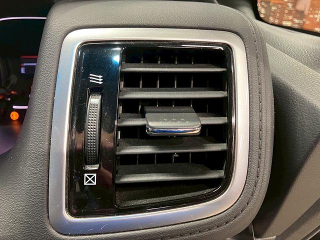 オデッセイ アブソルート・ＥＸ　（禁煙車）（両側パワースライドドア）（純正ナビ）（バックカメラ）（クルーズコントロール）（パワーシート）（キャプテンシート）（オットマン）（アイドリングストップ）（純正１８インチＡＷ）（51枚目）