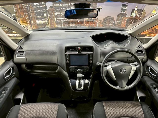 セレナ ハイウェイスター　Ｖエアロモード＋セーフティ　ＳＨＶ　エマージェンシーブレーキ（禁煙車）（後期型）（両側パワースライドドア）（純正ＳＤナビ）（フリップダウンモニター）（クルーズコントロール）（ビルトインＥＴＣ）（ＬＥＤヘッドライト）（純正１６インチＡＷ）（5枚目）