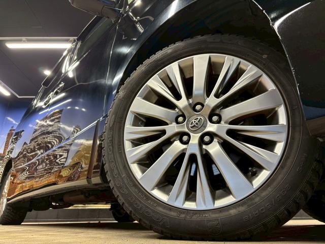 ヴェルファイア ２．４Ｚ　ゴールデンアイズＩＩ　（禁煙車）（後期型）（黒半革）（両側パワースライドドア）（イクリプスナビ）（フリップダウンモニター）（パワーバックドア）（バックカメラ）（ＥＴＣ）（キャプテンシート）（オットマン）（純正１８インチＡＷ（16枚目）