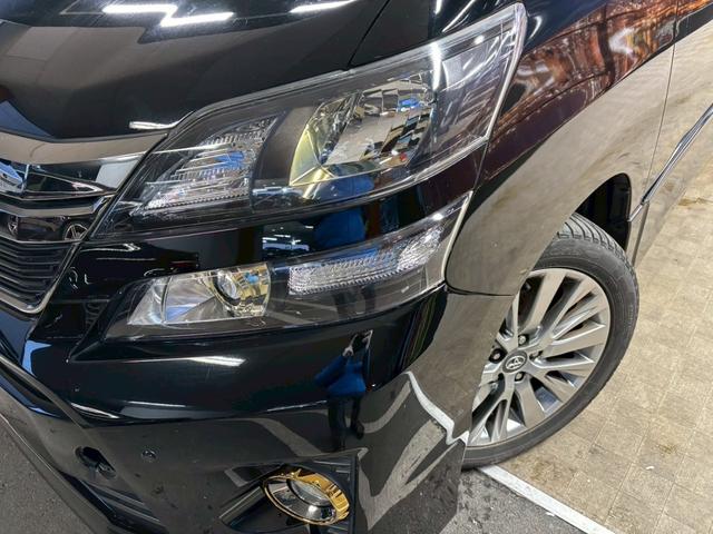 ヴェルファイア ２．４Ｚ　ゴールデンアイズＩＩ　（禁煙車）（後期型）（黒半革）（両側パワースライドドア）（イクリプスナビ）（フリップダウンモニター）（パワーバックドア）（バックカメラ）（ＥＴＣ）（キャプテンシート）（オットマン）（純正１８インチＡＷ（61枚目）
