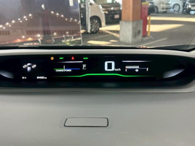 ステップワゴンスパーダ スパーダハイブリッド　Ｇ・ＥＸ　ホンダセンシング　（禁煙車）（後期型）（両側パワースライド）（後席モニター）（メーカーＳＤナビ）（レーダークルーズ）（アラウンドビューモニター）（コーナーセンサー）（ビルトインＥＴＣ）（フルセグ）（純正１６インチＡＷ）（38枚目）