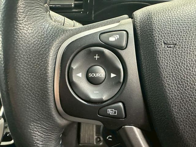 ステップワゴンスパーダ スパーダハイブリッド　Ｇ・ＥＸ　ホンダセンシング　（禁煙車）（後期型）（両側パワースライド）（後席モニター）（メーカーＳＤナビ）（レーダークルーズ）（アラウンドビューモニター）（コーナーセンサー）（ビルトインＥＴＣ）（フルセグ）（純正１６インチＡＷ）（41枚目）