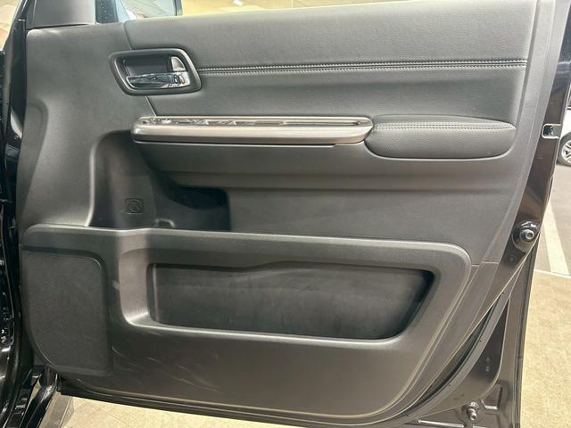 ステップワゴンスパーダ スパーダハイブリッド　Ｇ・ＥＸ　ホンダセンシング　（禁煙車）（後期型）（両側パワースライド）（後席モニター）（メーカーＳＤナビ）（レーダークルーズ）（アラウンドビューモニター）（コーナーセンサー）（ビルトインＥＴＣ）（フルセグ）（純正１６インチＡＷ）（47枚目）