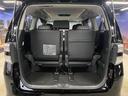 トランクスペースも充分な広さがございます。ゴルフバッグも収納可能です。