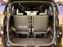 トランクスペースも充分な広さがございます。ゴルフバッグも収納可能です。