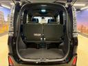 トランクスペースも充分な広さがございます。ゴルフバッグも収納可能です。