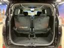 トランクスペースも充分な広さがございます。ゴルフバッグも収納可能です。