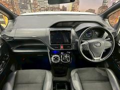 大阪府四条畷市にミニバン車を『お値打ち価格』で展示している良質中古車専門店です。全車、事故歴修復歴なしの車両限定で取り扱い！。関西地域で最もお得な価格かつ最良質車をご提供できるよう努めております。 5