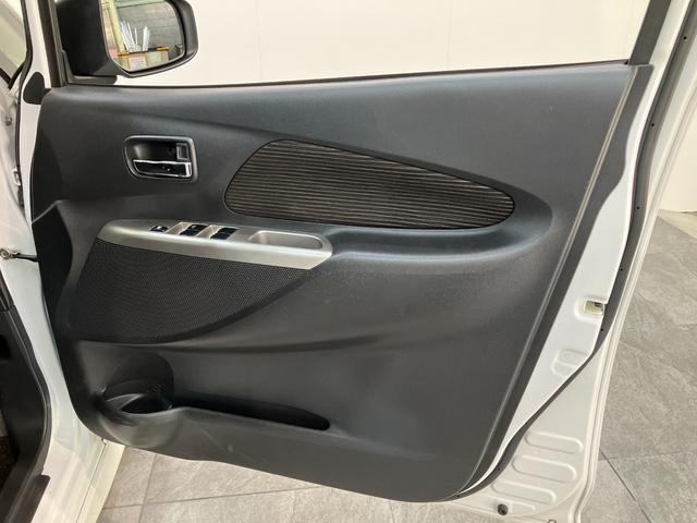 ｅＫカスタム Ｔ　４ＷＤ　ワンセグナビ　バックカメラ　シートヒーター　ワンセグナビ　バックカメラ　ＥＴＣ　シートヒーター　ＨＩＤヘッドライト　オートライト　オートエアコン　電動格納式ミラー　スマートキー（27枚目）