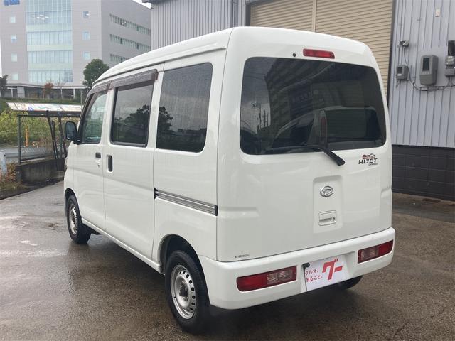 ハイゼットカーゴ ＤＸ　バックカメラ　　ナビ　ＥＴＣ　キーレス　スマートキー　運転席・助手席エアバッグ　エアコン　パワステ（8枚目）