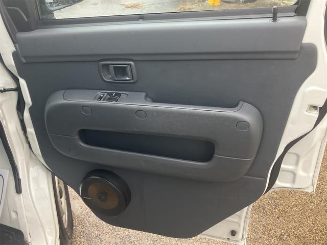 ハイゼットカーゴ ＤＸ　バックカメラ　　ナビ　ＥＴＣ　キーレス　スマートキー　運転席・助手席エアバッグ　エアコン　パワステ（15枚目）