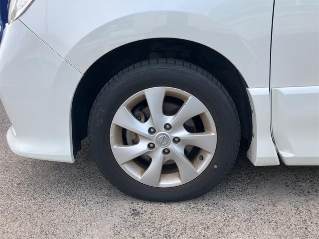 セレナ ハイウェイスター　両側電動スライドドア　オートクルーズコントロール　バックカメラ　リアモニター　ＥＴＣ　ドラレコ　キーレス　スマートキー　ナビ　ＴＶ　アイドリングストップ（19枚目）